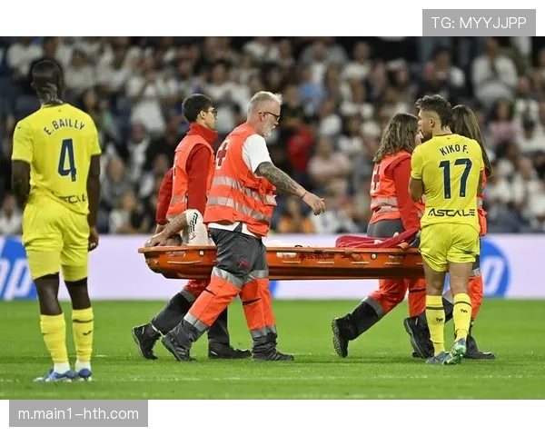 皇马伤病潮致战术体系重构，阿韦洛亚被迫放弃高位防线改为深度回收